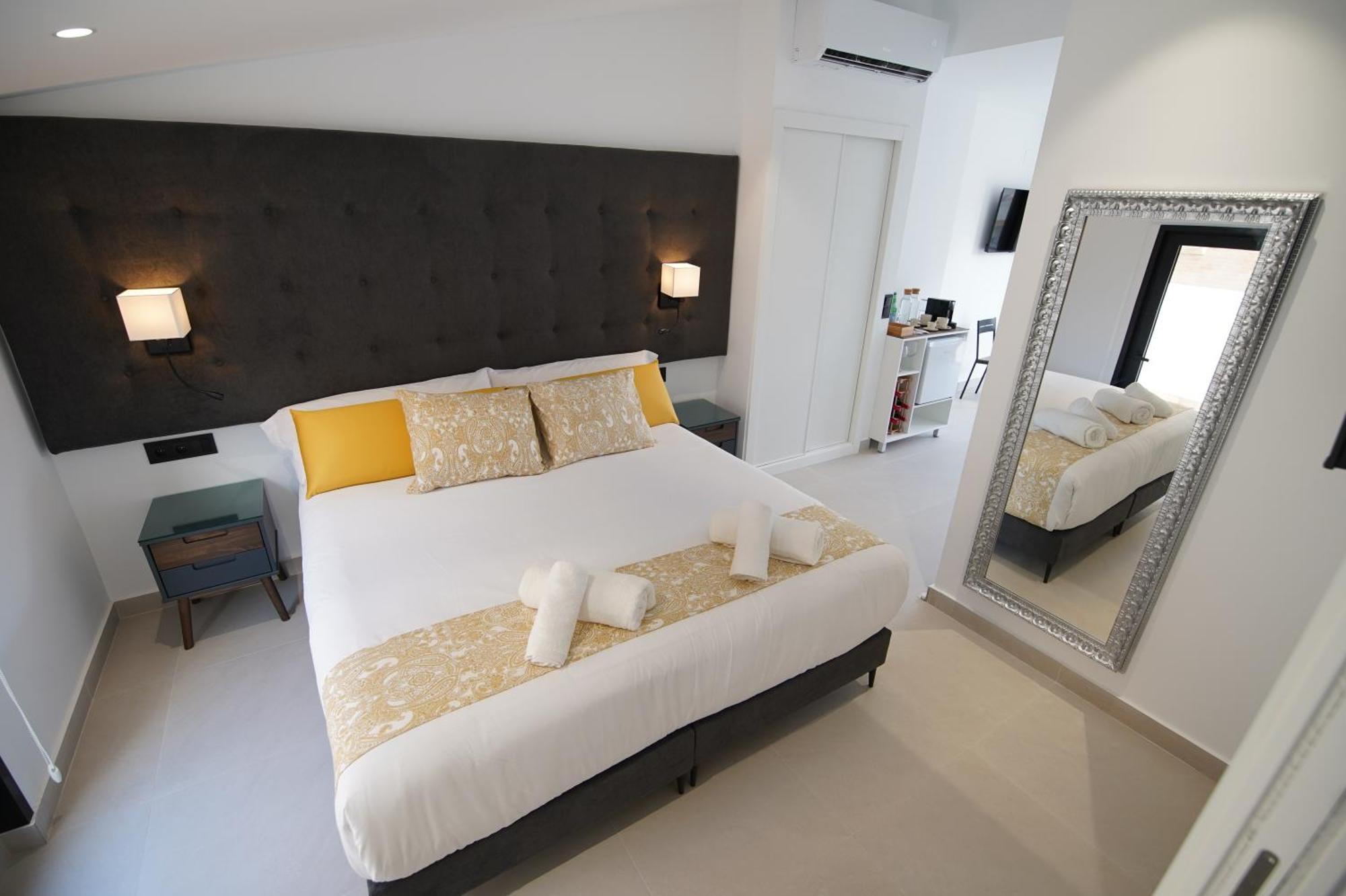 Bet Apartments - Suites Puerto バレンシア エクステリア 写真